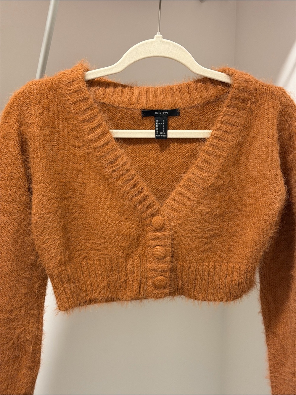 Perfect top for fall - Picture 5 of 6
